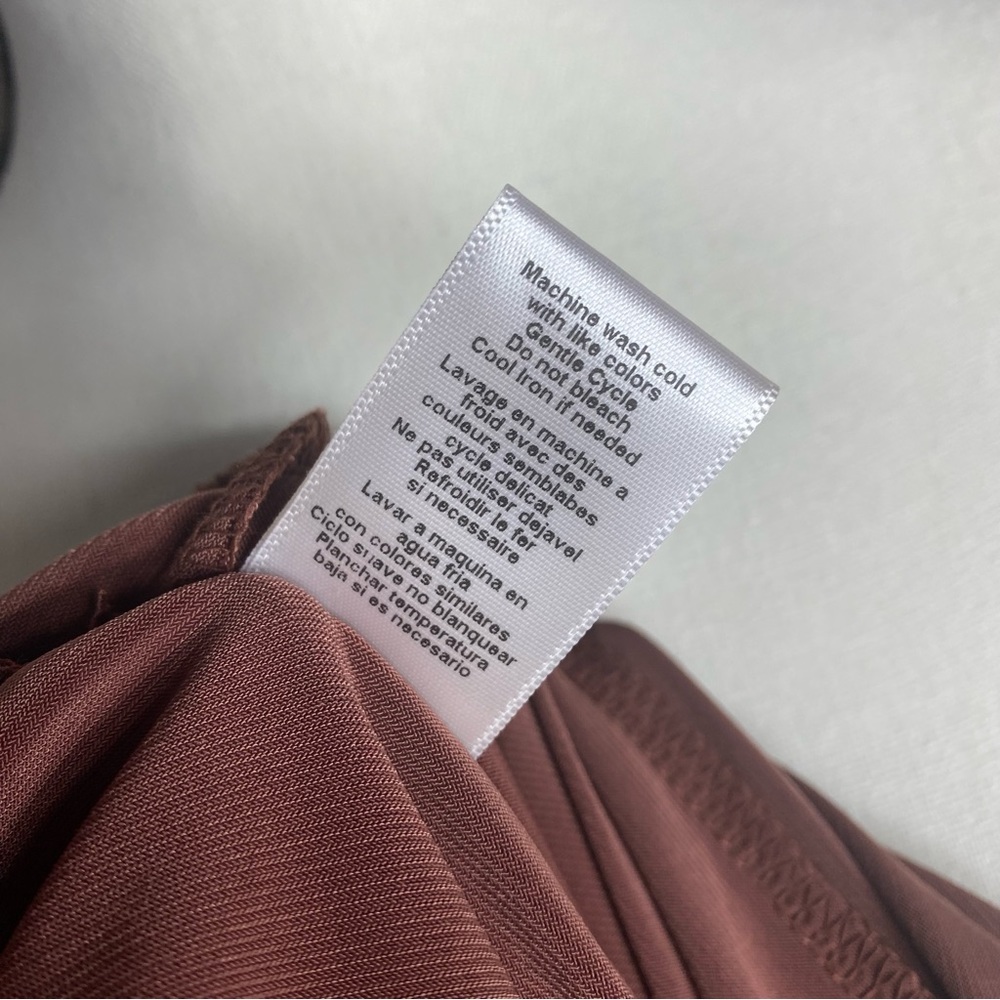 NWT Guess Bodysuit - Picture 12 of 13